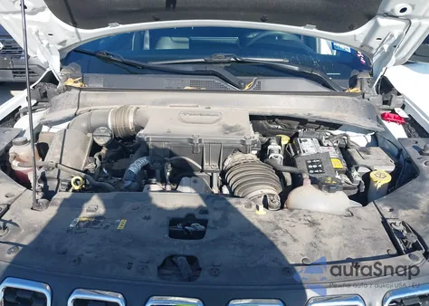 2024 Jeep Compass Latitude 4X4 из США, поврежденный, VIN 3C4NJDBN5RT117317